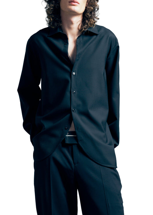 601.1 SHIRT CURVED FRONT WOOL black