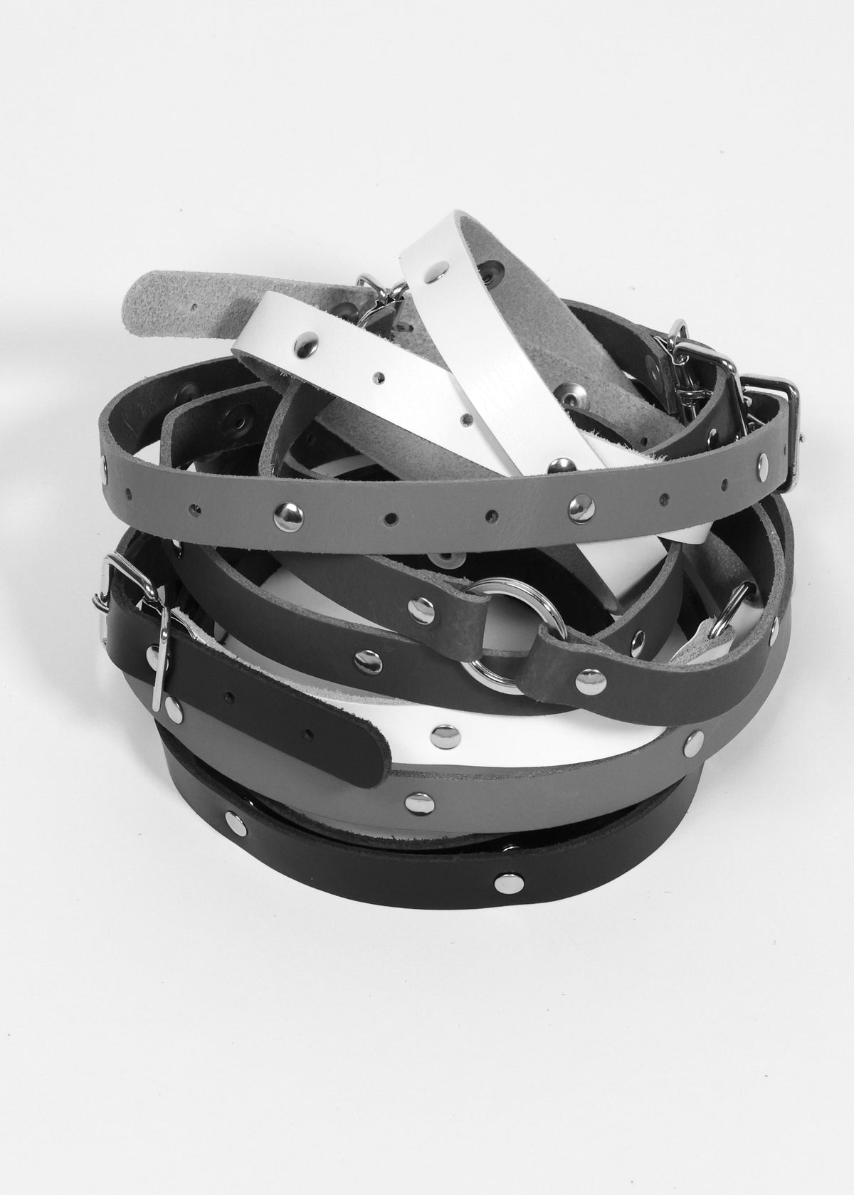 BELT 017 STUD white