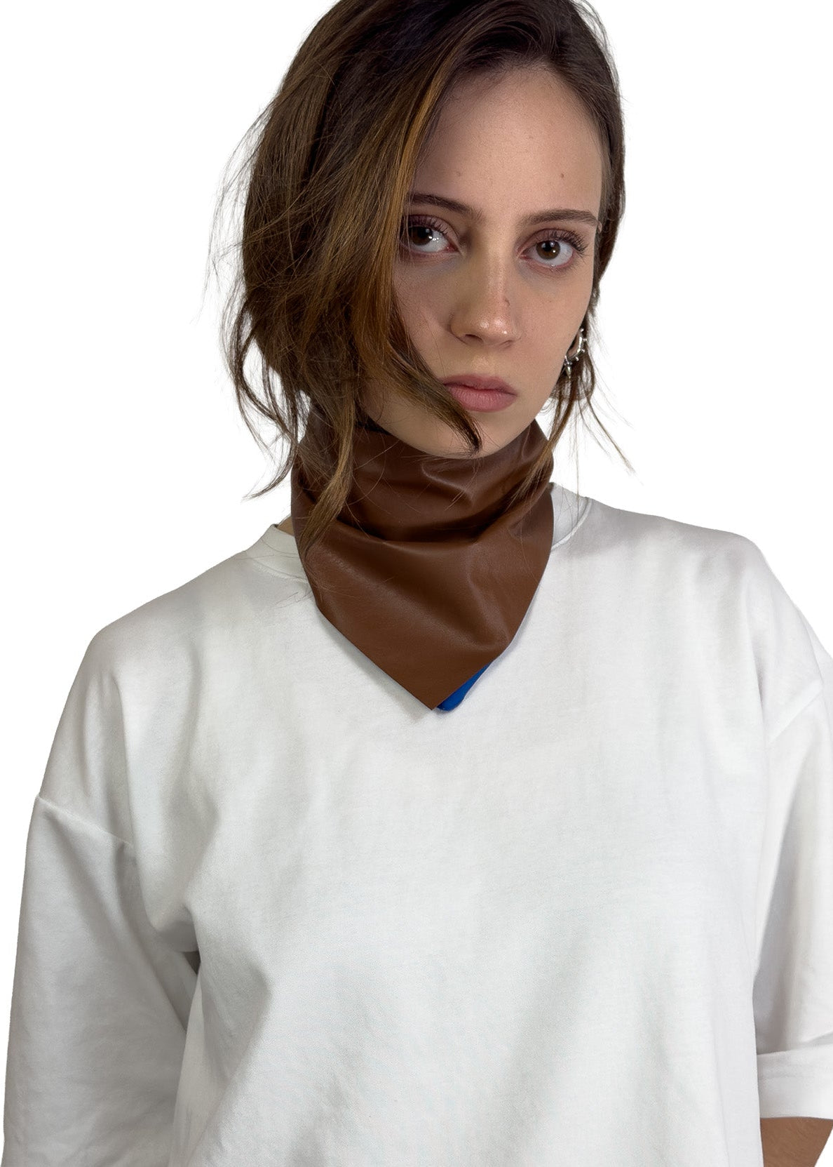 TRIANGLE LEATHER SCARF